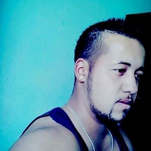 Meet your Posher, Jesus adrian